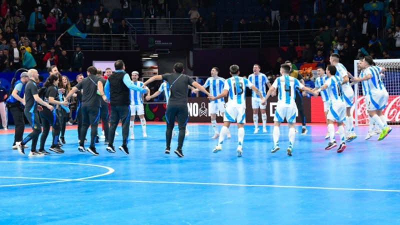 Futsal: Argentina goleó a Kazajistán y se viene Francia en las semifinales
